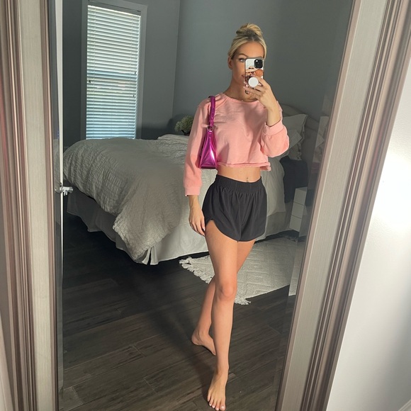 8 Other Reasons It Girl Shoulder Bag in Metallic Pink - Picture 8 of 15